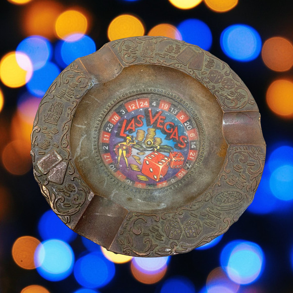 Vintage 1978 Las Vegas Spinning Roulette Wheel Brass Novelty Ashtray Works Video - Picture 1 of 5